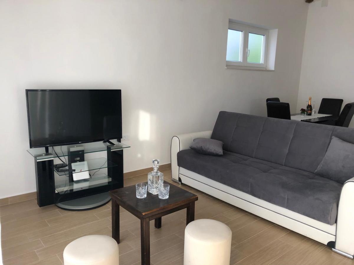 Milla 2 Apartment Rijeka Ngoại thất bức ảnh